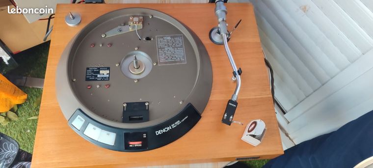 01 platine vinyle Denon DP 3000 1980