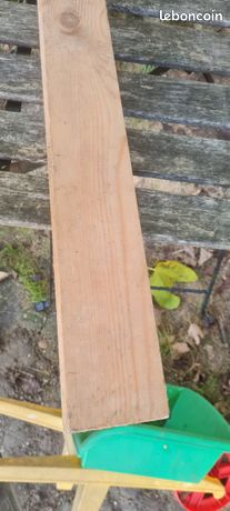 1 bout de Tasseau UNE Petite poutre Lambourde Bois massif Coupé en biais largeur différente 99 cm de long 6 / 9 cm de large 6 d'épaisseur pour faire une structure solide charpente terrasse