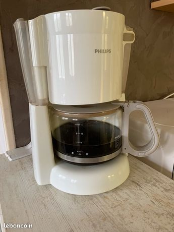 1 cafetière à filtres « philips « blanche 1100 watts en
