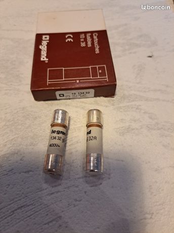 10 cartouches fusibles 10x38 LEGRAND 400v 32A