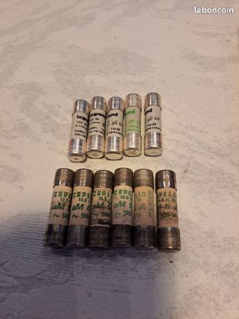 11 cartouches fusibles 10x38 500v 6A