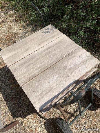 110 dalles carrelage imitation bois 66cmx23cm