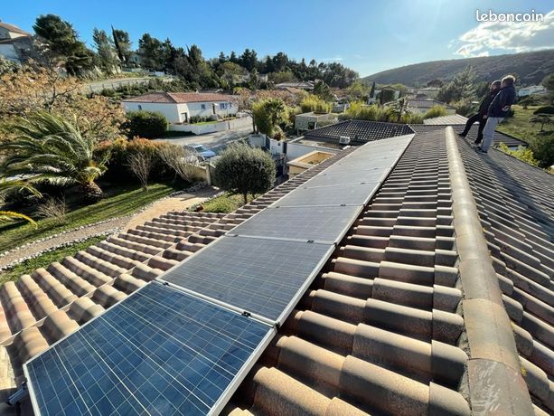 12 Panneaux solaires Jinko Solar - polycristallin 250W