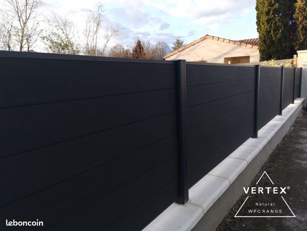 13- Clôture Claustra Brise vue en bois composite & aluminium VERTEX