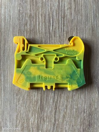 15 Bornes/blocs de jonction de passage à ressort VIKING 3 0 372 71 Vert/Jaune LEGRAND