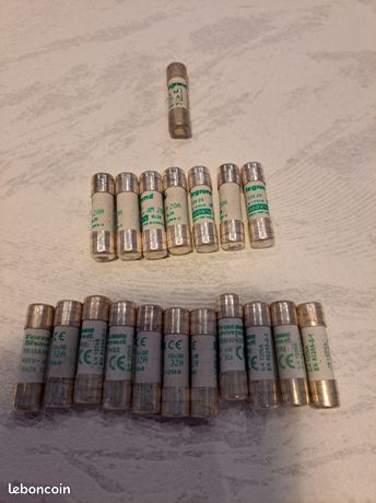 19 cartouches fusibles 10x38 400v - lot72