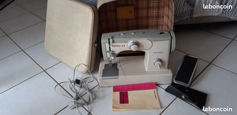 1960 Machine à coudre Omnia ZZ Manufrance