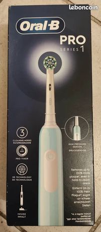 1 brosse à dents électrique Oral B pro 1 bleu