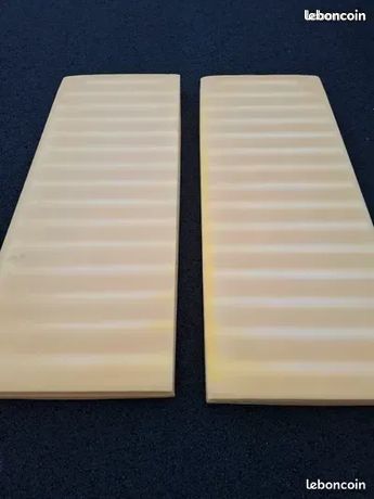 2 blocs de mousse 2 x 80 x 200 cm