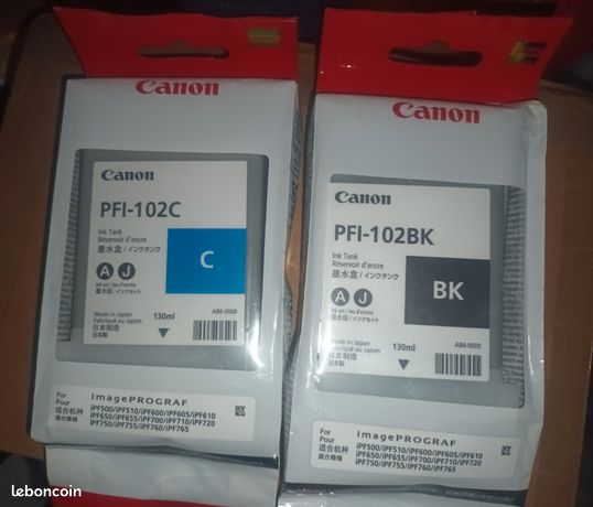 2 cartouches canon pfi 102 BK et Cyan