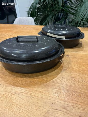 2 Cocottes four noir émail