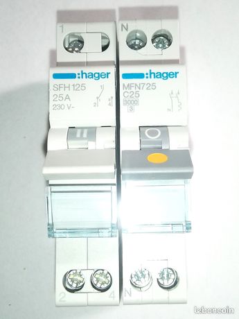 2 Disjoncteurs Hager