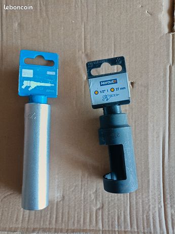 2 douilles pour injecteurs