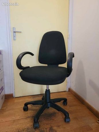 2 fauteuils de bureau