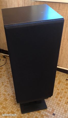 2 grandes enceintes Thomson