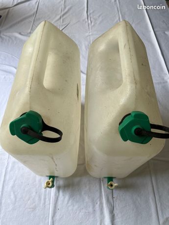 2 jerricans bidons avec robinet 20 l