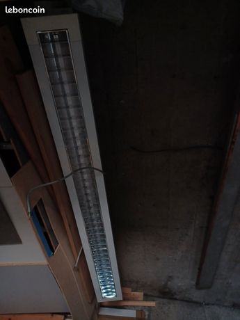 2 lampes style industrielles pour cave ou garage