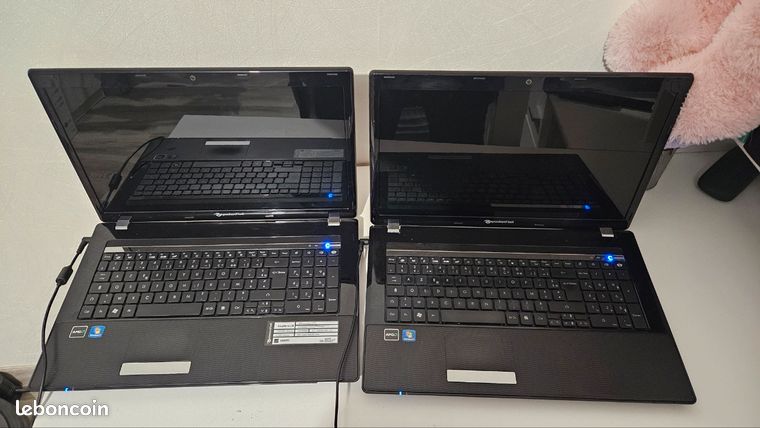 2 Ordinateurs Packardbell 17"