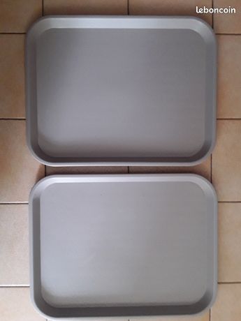2 Plateaux de restauration rapide gris - CARLISLE CT 121623