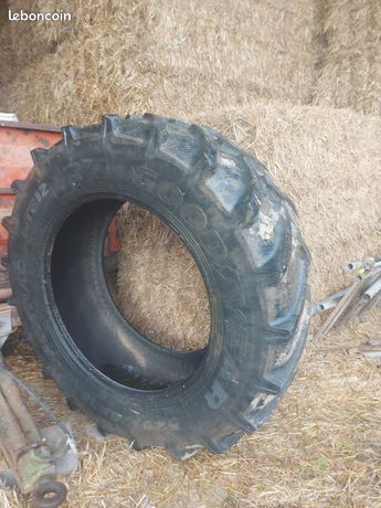 2 pneus Goodyear Tracteur 250/70 R38