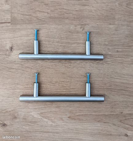 2 poignées meubles sdb / cuisine