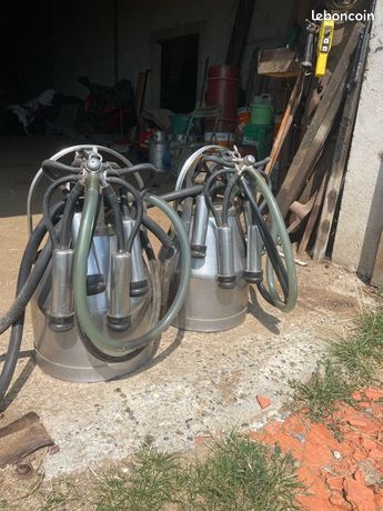 2 Pots machines à traire Inox