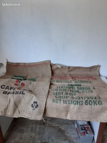 2 sacs de jute