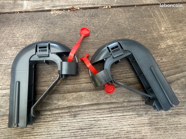 2 supports de rejets pour tuyau