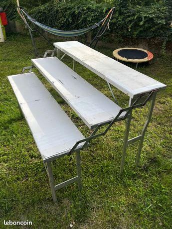 2 Tables escalier spécial marché