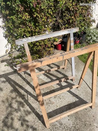 2 tréteaux bois