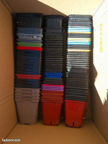 200 pots de semis