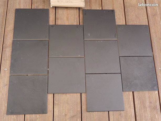 29 carreaux 20 cm x 20 cm