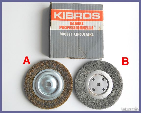 2 Brosses Ø 200 mm:Une en Laiton, L'autre en Acier