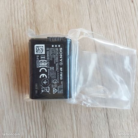 3 batteries sony NP-FW50 NEUVES