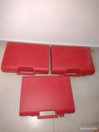 3 Mallettes de rangement en plastique les 3