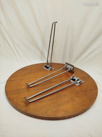 3 pieds de tables pliables