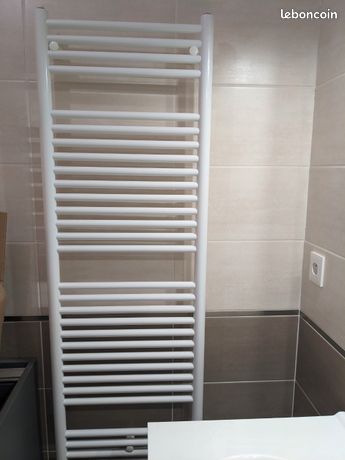 3 Radiateurs gaz et sèche serviette