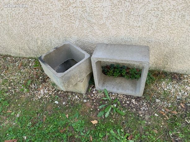 3 regards en béton 35x35x20