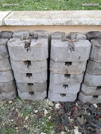 34 PLOTS BETON POUR TERRASSE H=10 cm