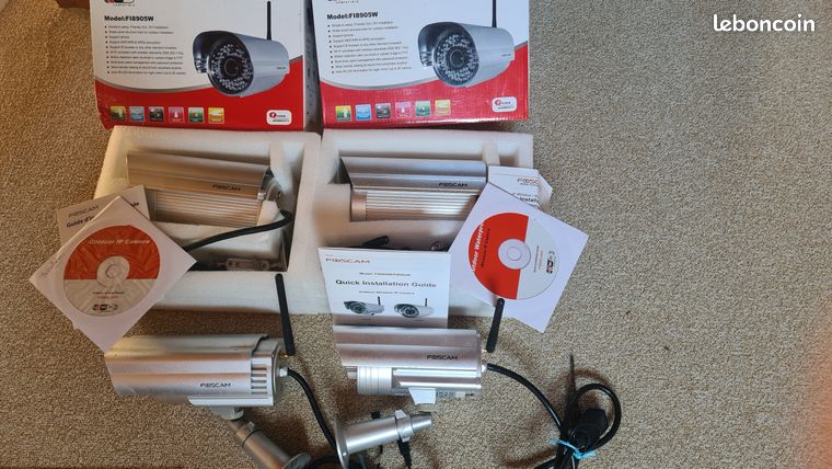 4 Caméras de surveillances Extérieures FOSCAM