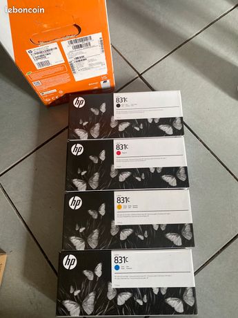4 cartouche Hp 831c latex