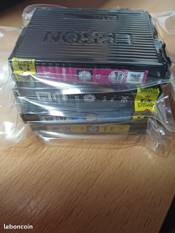 4 cartouches epson dans emballages