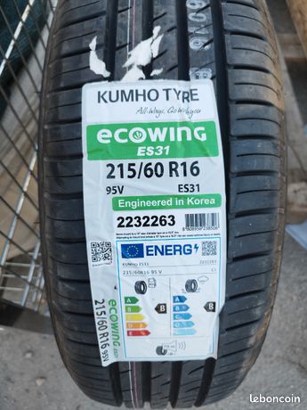 4 pneus de taille différente