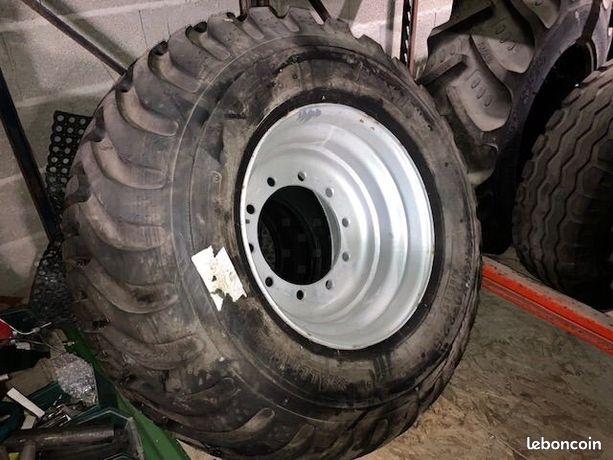 500/60r22,5 avec jantes 10 trous