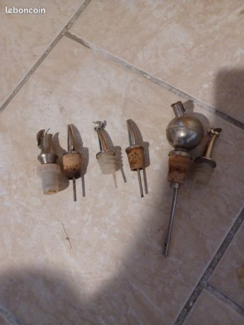 6 becs verseur en etain