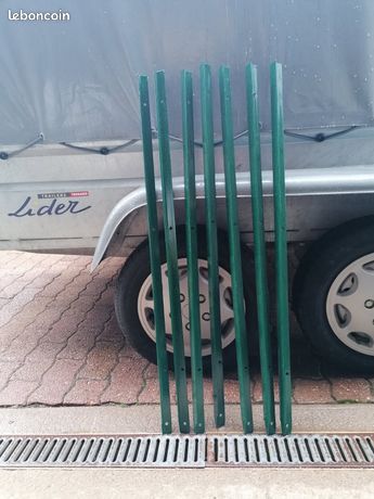 7 Poteaux métallique 1m10
