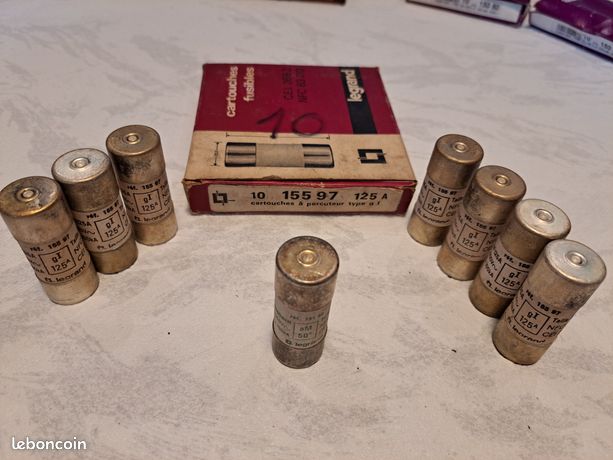 8 cartouches fusibles à percuteur LEGRAND