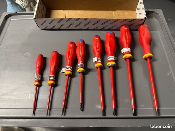 8 tournevis Facom 1000v