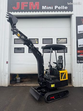 9990HT Mini pelle 1T5 JFM15 et 3 godets