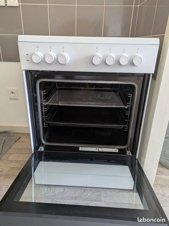 Cuisinière vitrocéramique+ four